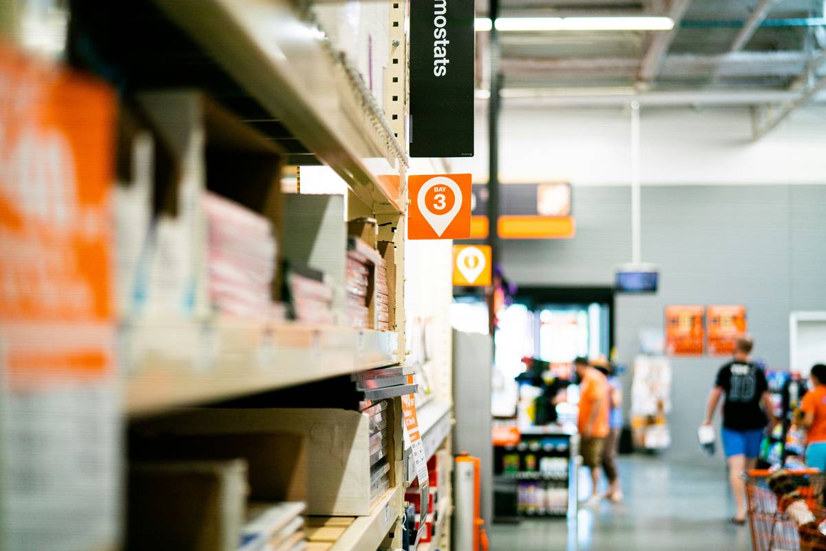 Thrifty Retail Finds: How to Stock Up on Health Essentials at 99 Cents Only Stores Without Sacrificing Safety